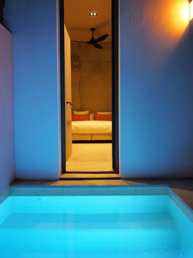 SUITES 9 MALAGA, three unique suites with private plunge pool Extérieur photo