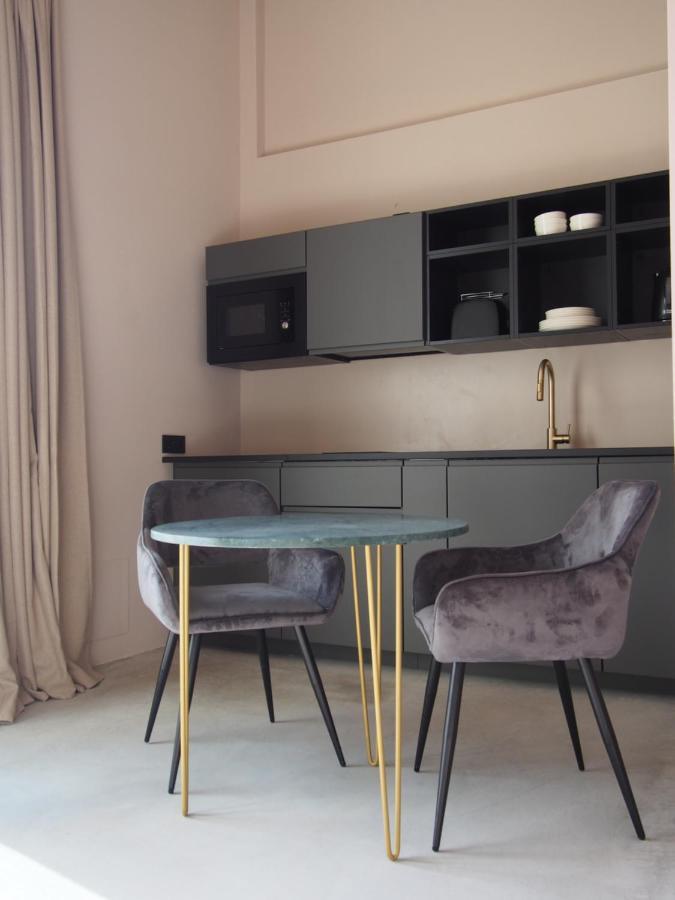 SUITES 9 MALAGA, three unique suites with private plunge pool Extérieur photo