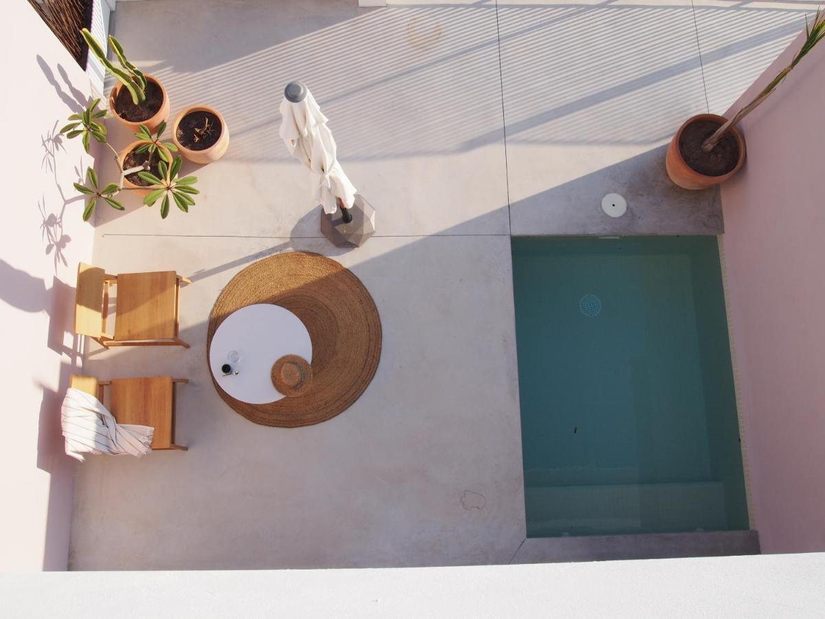 SUITES 9 MALAGA, three unique suites with private plunge pool Extérieur photo